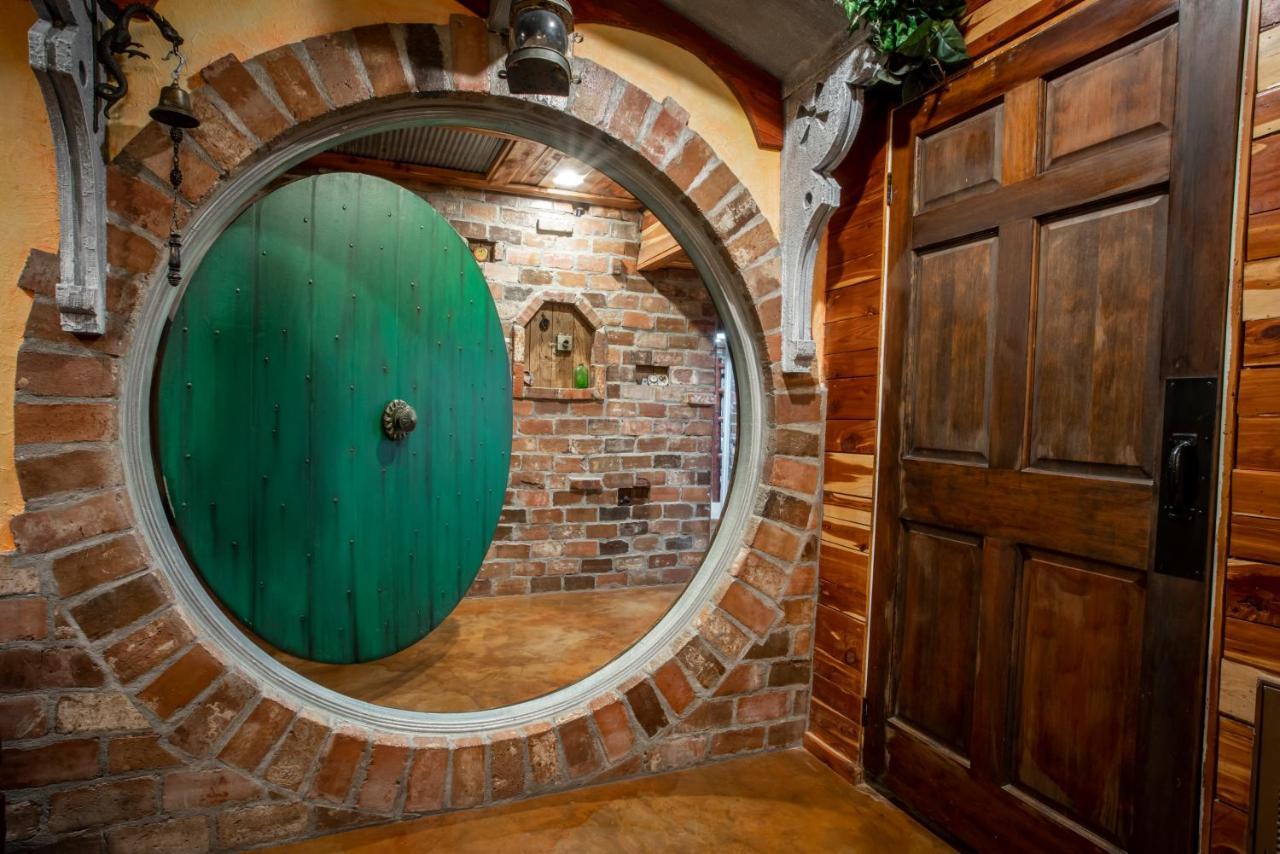 The Hobbit House, Fantasy Comes Home! Russellville Esterno foto